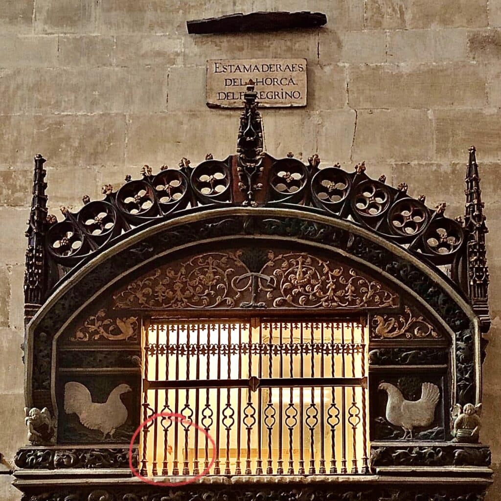 The chicken coop inside the cathedral. Santo Domingo de la Calzada – Burgos 